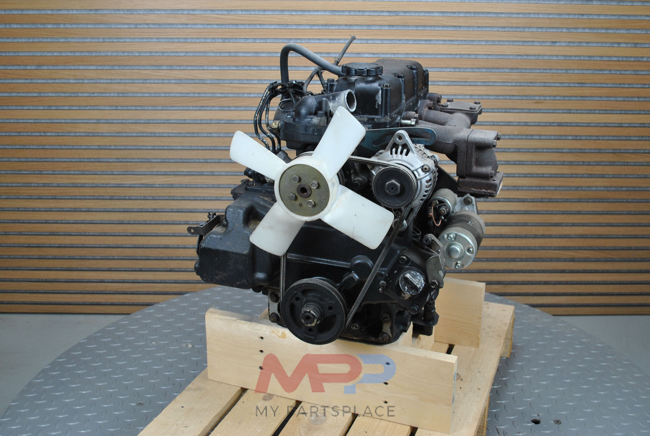 Motor - Minikotró MITSUBISHI K3M: 19 kép. Motor - Minikotró MITSUBISHI K3M: 19 kép.