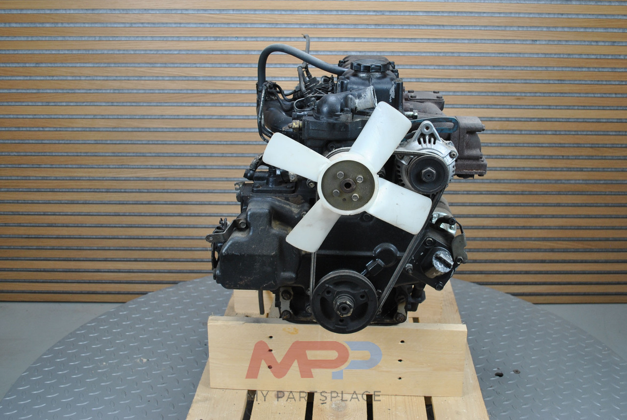 Motor - Minikotró MITSUBISHI K3M: 18 kép. Motor - Minikotró MITSUBISHI K3M: 18 kép.