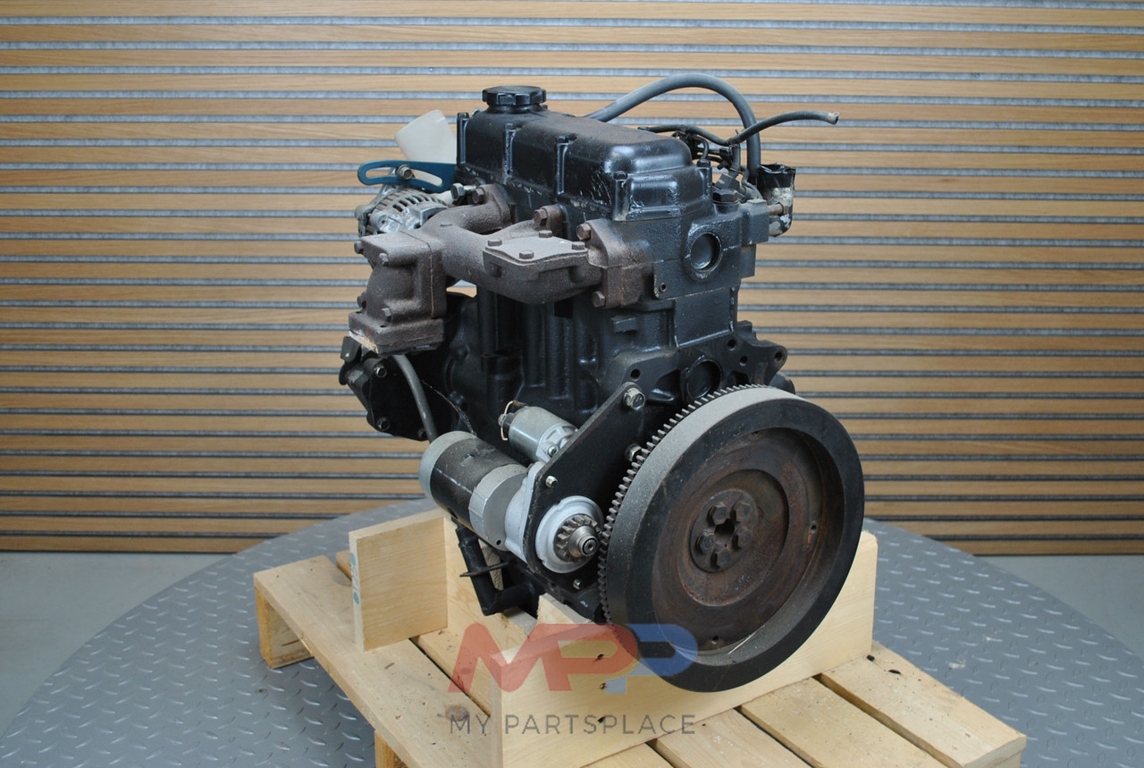 Motor - Minikotró MITSUBISHI K3M: 6 kép. Motor - Minikotró MITSUBISHI K3M: 6 kép.