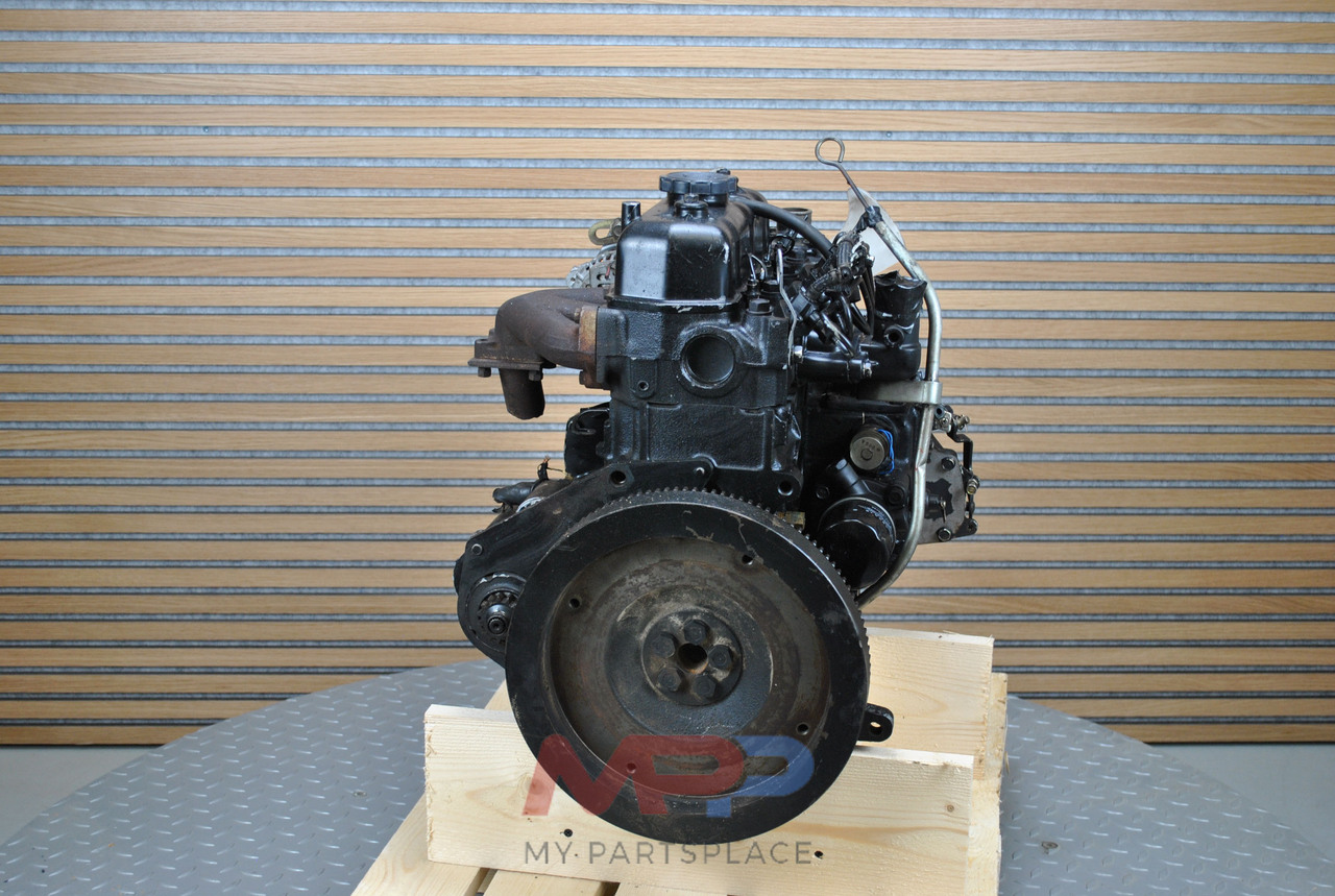 Motor - Mezőgazdasági gépek Mitsubishi K3A: 10 kép.
