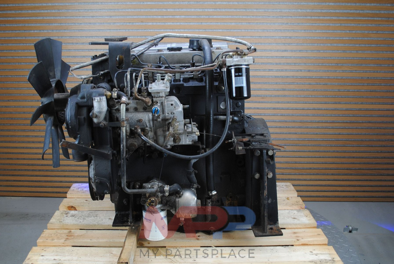 Perkins Perkins 1004 turbo AA-AB 1004.4 - Motor: 2 kép. Perkins Perkins 1004 turbo AA-AB 1004.4 - Motor: 2 kép.