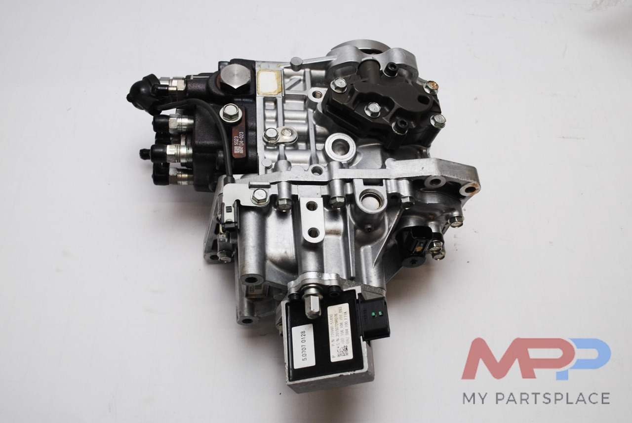 Yanmar Injectiepomp 4TNV98(T) 729948-51490 - Motor: 2 kép. Yanmar Injectiepomp 4TNV98(T) 729948-51490 - Motor: 2 kép.