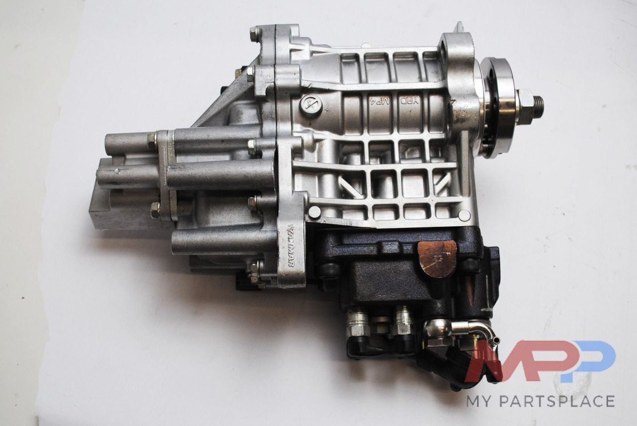 Yanmar Injectiepomp 4TNV98(T) 729948-51490 - Motor: 1 kép. Yanmar Injectiepomp 4TNV98(T) 729948-51490 - Motor: 1 kép.