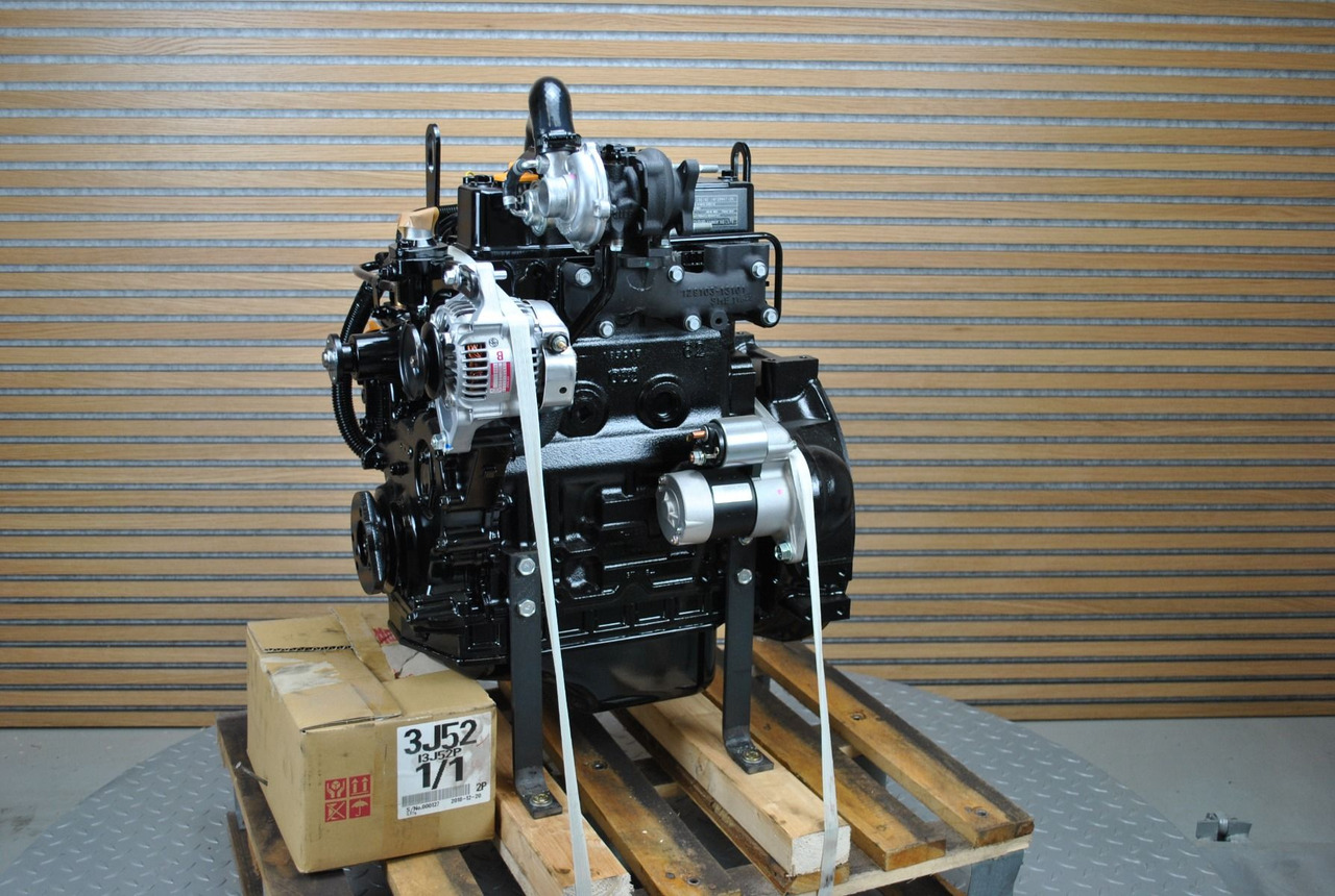 Yanmar Isuzu 3CD1-T - Motor: 1 kép. Yanmar Isuzu 3CD1-T - Motor: 1 kép.