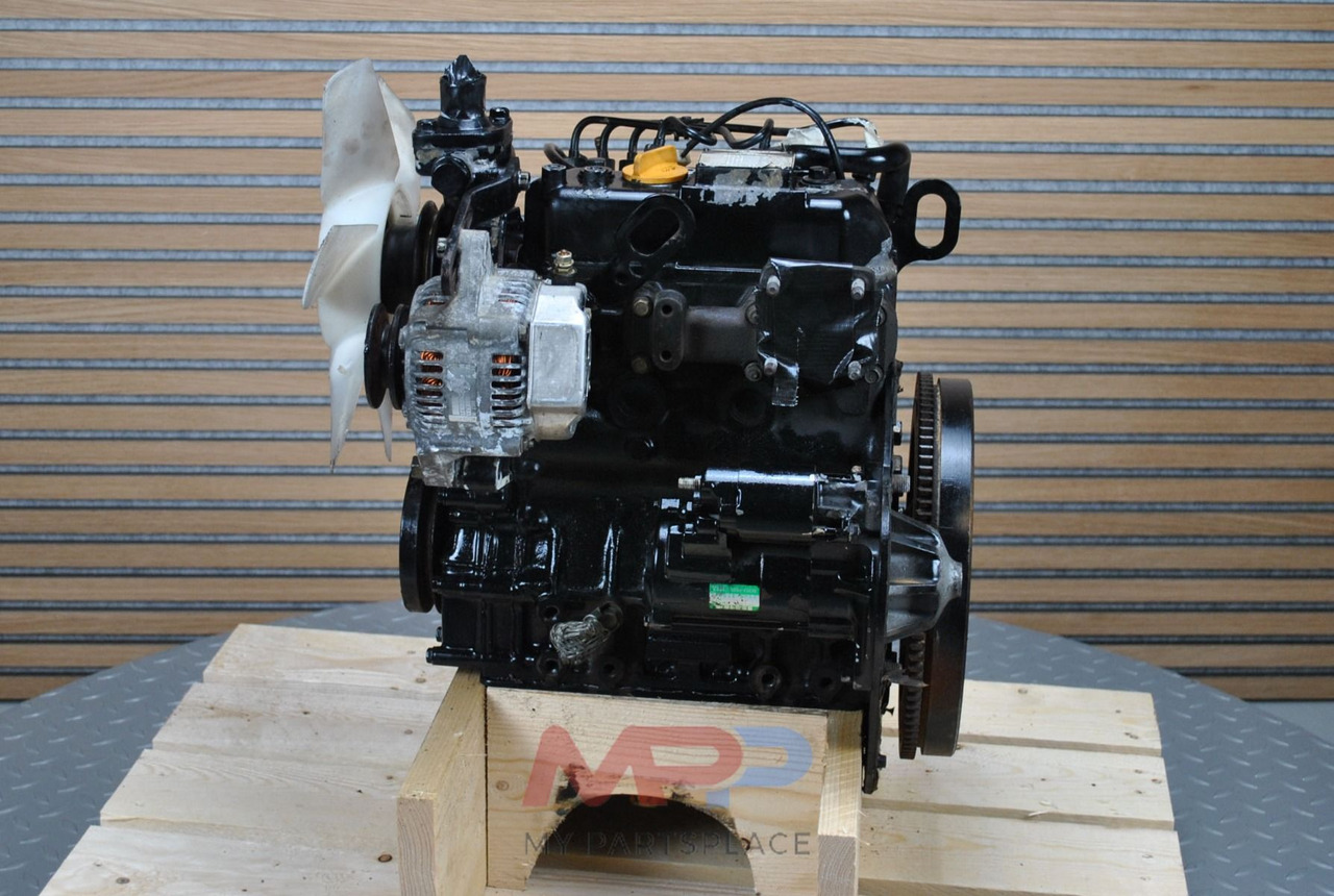 Yanmar Yanmar 3TNE68 - Motor - Teherautó: 2 kép. Yanmar Yanmar 3TNE68 - Motor - Teherautó: 2 kép.