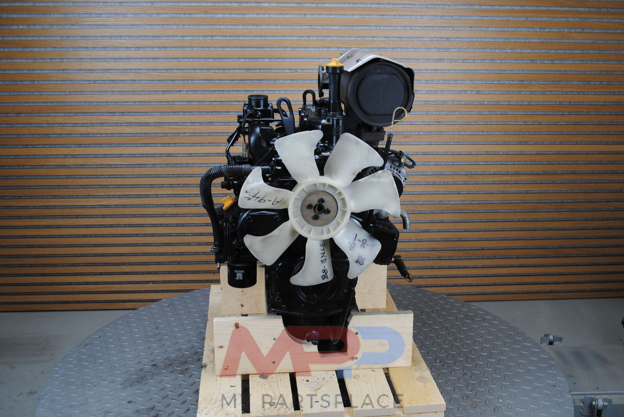 Yanmar Yanmar 3TNV88 - 3TNE88 - Motor: 5 kép. Yanmar Yanmar 3TNV88 - 3TNE88 - Motor: 5 kép.