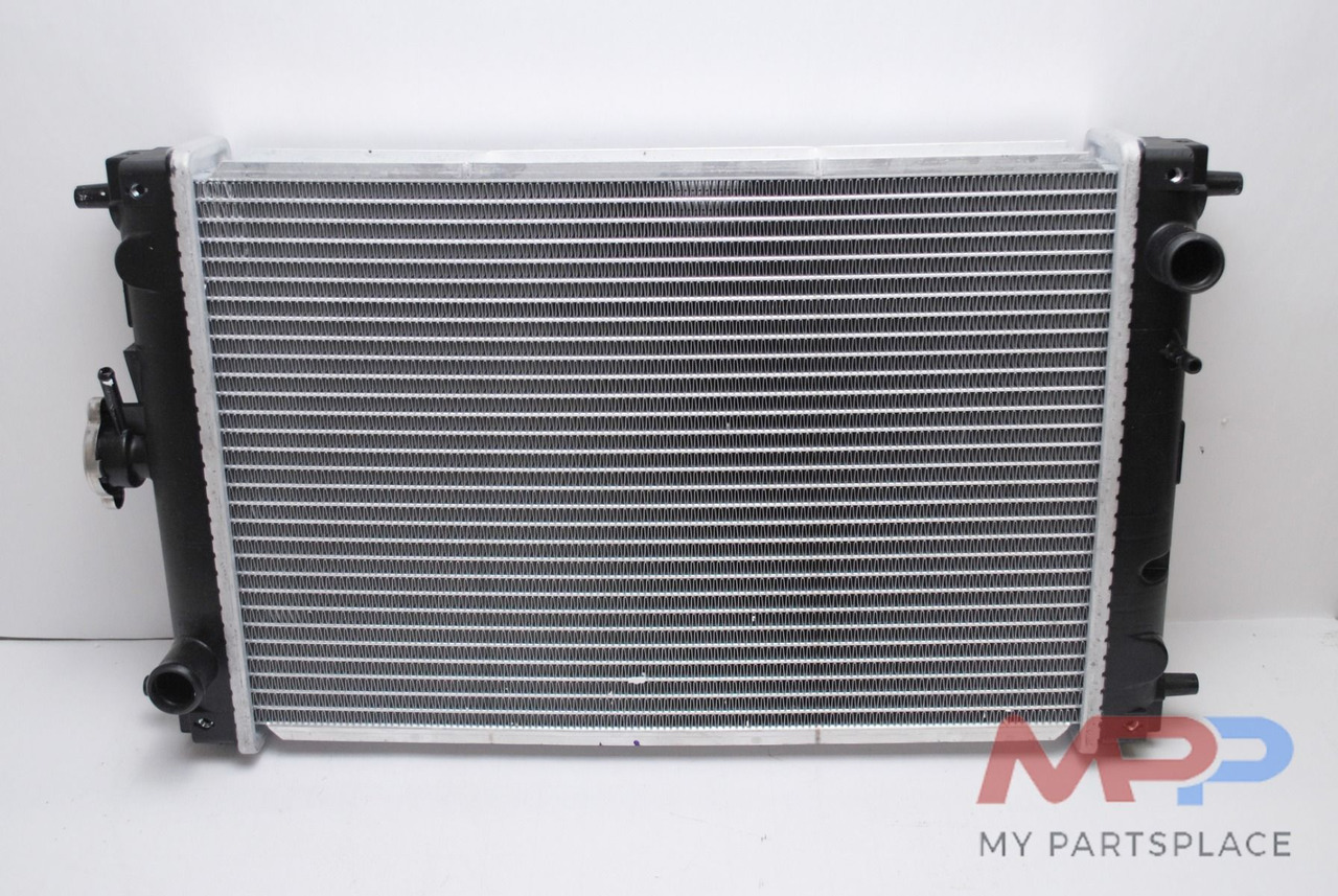 Yanmar Yanmar Radiator VIO35 - 172458-13300 - Motor: 2 kép. Yanmar Yanmar Radiator VIO35 - 172458-13300 - Motor: 2 kép.