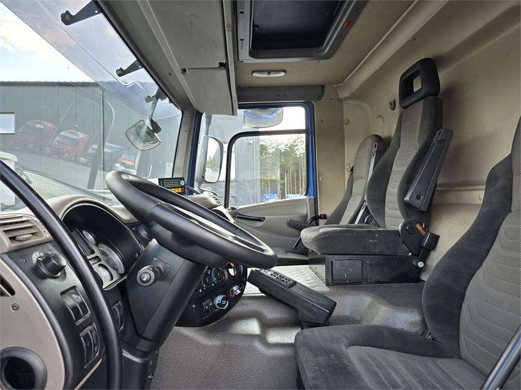 DAF LF 2011 MOL PUSHER 2000 Garbage Truck - Szemetesautó: 5 kép. DAF LF 2011 MOL PUSHER 2000 Garbage Truck - Szemetesautó: 5 kép.