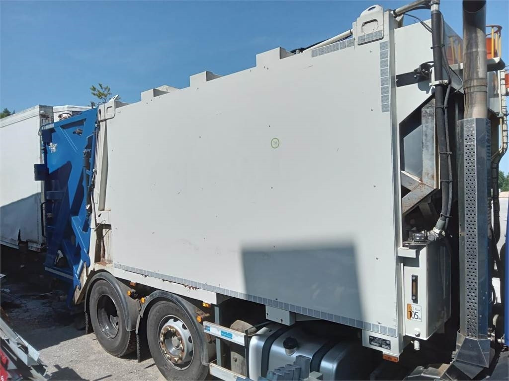 DAF Superstructure garbage truck MOL VDK PUSHER 20m3 - Szemetesautó: 1 kép. DAF Superstructure garbage truck MOL VDK PUSHER 20m3 - Szemetesautó: 1 kép.