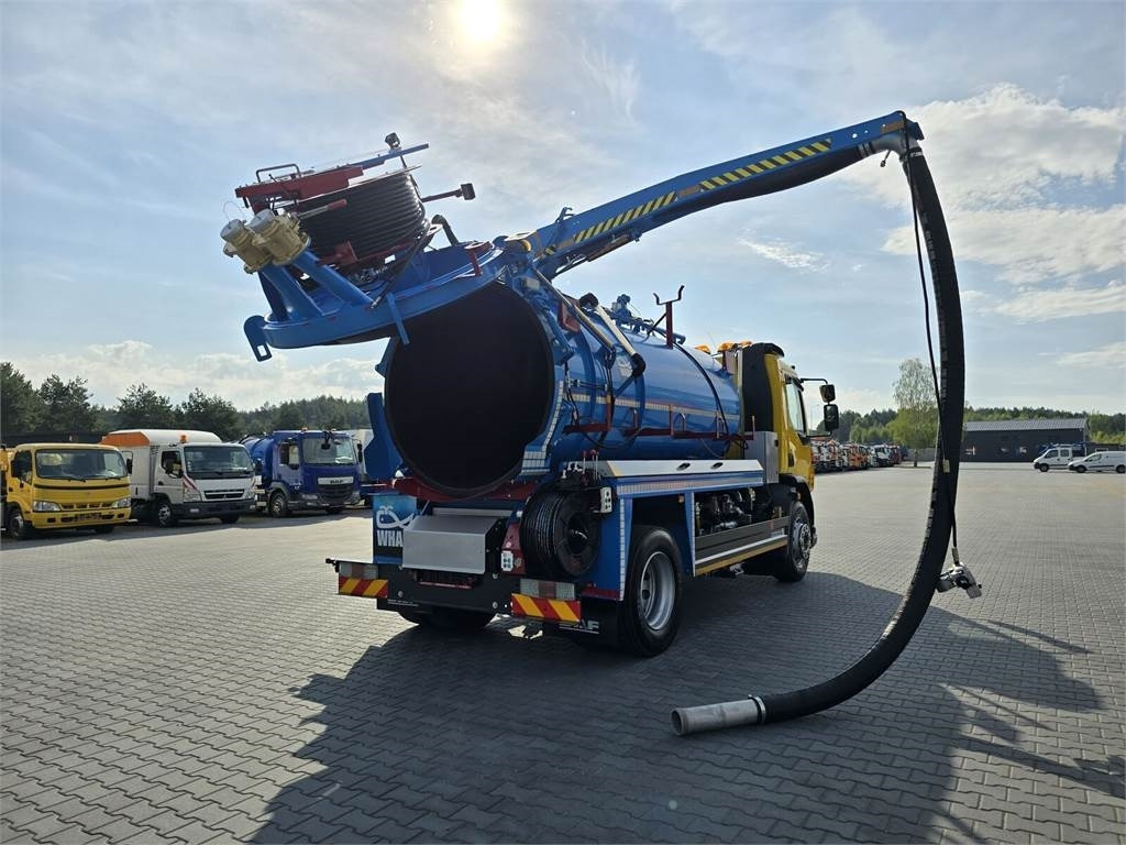 DAF WHALE - Szippantós autó: 1 kép. DAF WHALE - Szippantós autó: 1 kép.