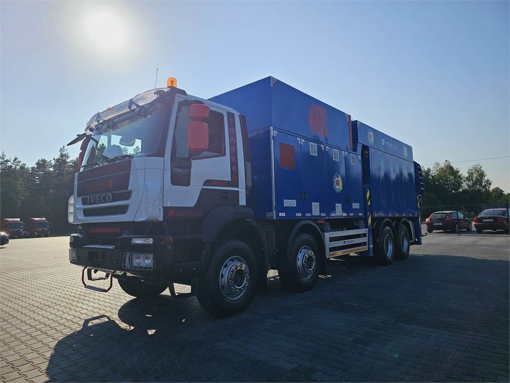 Iveco MTS 4 x TURBINE  - Szippantós autó: 3 kép. Iveco MTS 4 x TURBINE  - Szippantós autó: 3 kép.