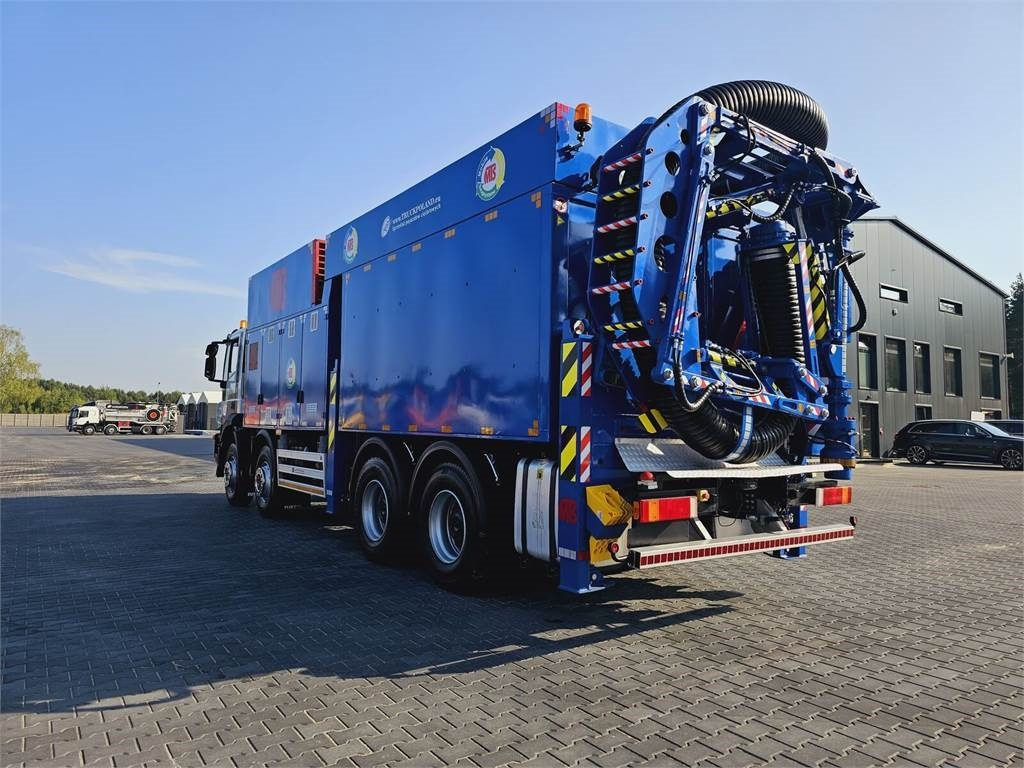 Iveco MTS 4 x TURBINE MTS 4 x TURBINE Saugbagger vacuum - Szippantós autó: 5 kép. Iveco MTS 4 x TURBINE MTS 4 x TURBINE Saugbagger vacuum - Szippantós autó: 5 kép.