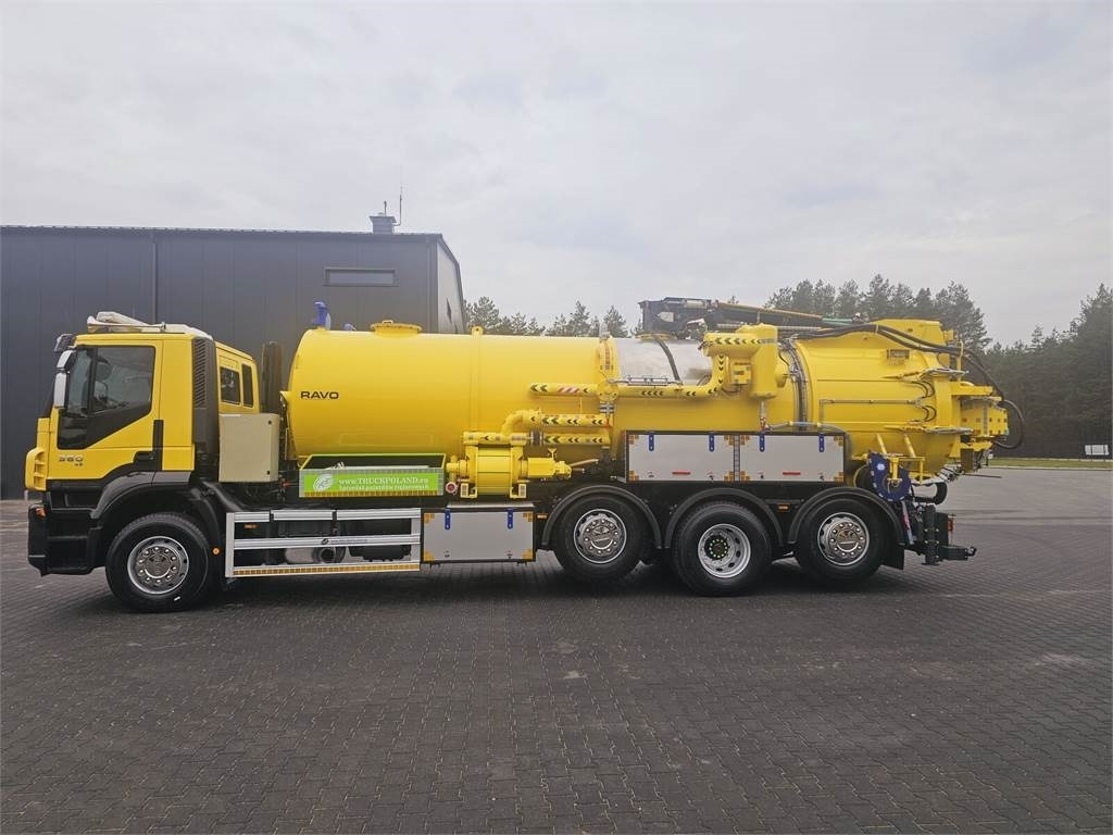 Iveco RAVO WUKO FOR CHANNEL CLEANING druck saug kanal - Szippantós autó: 4 kép. Iveco RAVO WUKO FOR CHANNEL CLEANING druck saug kanal - Szippantós autó: 4 kép.