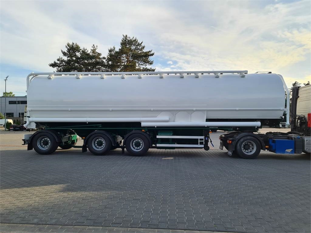 Lambrecht with suction WELGRO fodder, flour, wheat - Tartályos félpótkocsi: 3 kép. Lambrecht with suction WELGRO fodder, flour, wheat - Tartályos félpótkocsi: 3 kép.