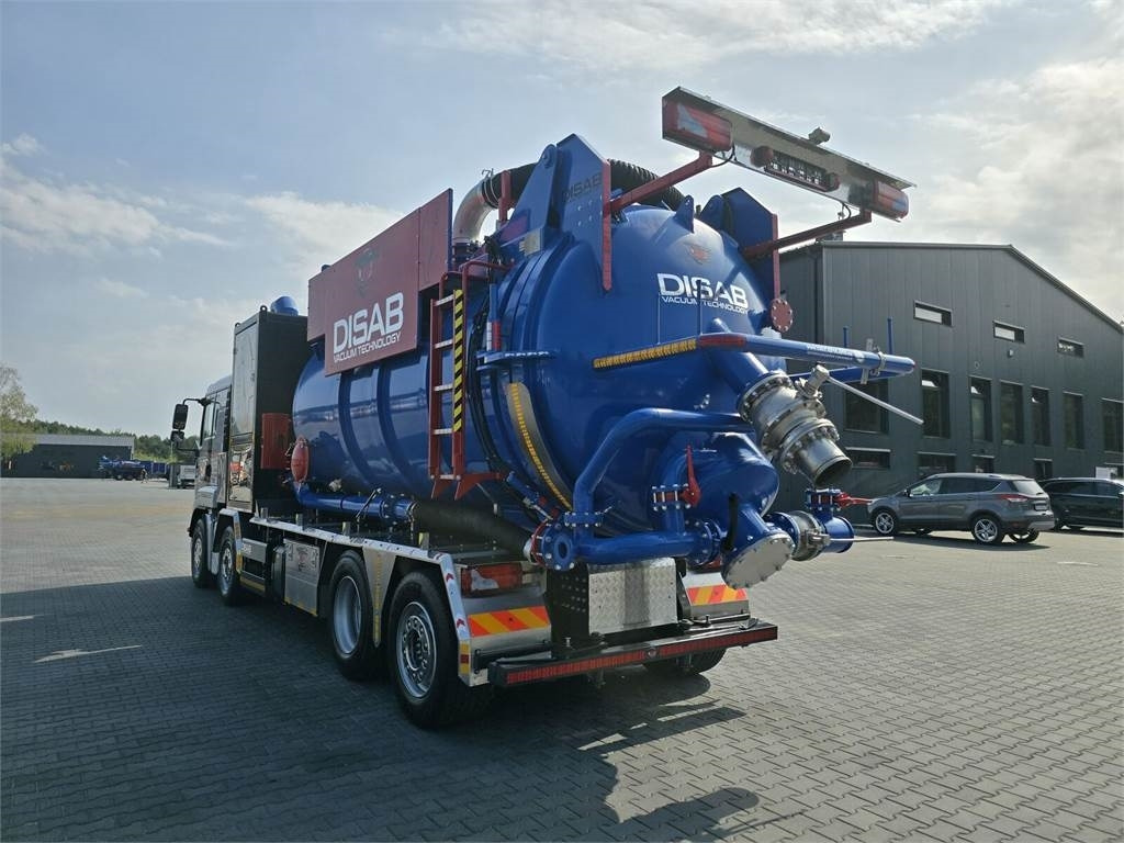 MAN Disab Centurion P210/9 ADR Vacuum suction-blowing - Kotrógép: 5 kép. MAN Disab Centurion P210/9 ADR Vacuum suction-blowing - Kotrógép: 5 kép.