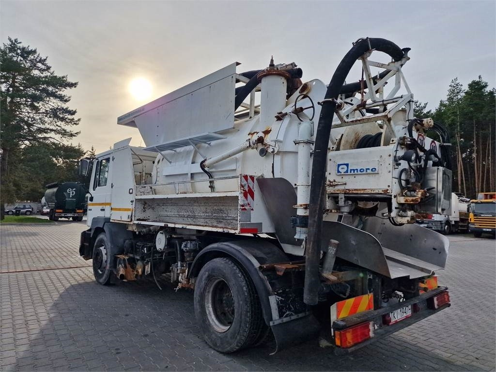 MAN WUKO MORO KOMBI FOR CHANNEL CLEANING - Szippantós autó: 5 kép. MAN WUKO MORO KOMBI FOR CHANNEL CLEANING - Szippantós autó: 5 kép.
