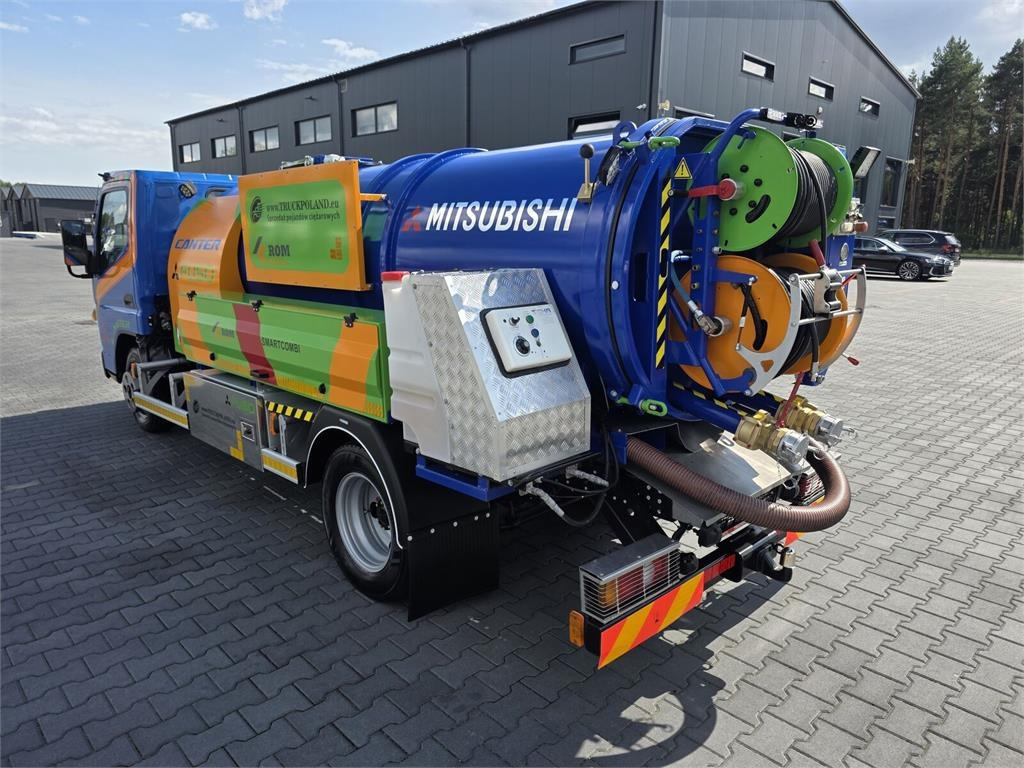 Mitsubishi ROM SMART COMBI WUKO HOT WATER FOR CLEANING SEWAGE - Szippantós autó: 5 kép. Mitsubishi ROM SMART COMBI WUKO HOT WATER FOR CLEANING SEWAGE - Szippantós autó: 5 kép.