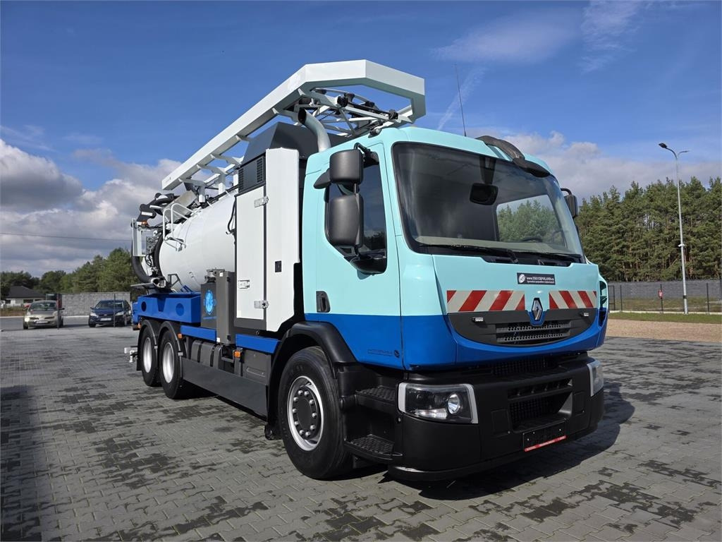 Renault 6x4 WUKO RIVARD RECYTLING for collecting liquid wa - Szippantós autó: 2 kép. Renault 6x4 WUKO RIVARD RECYTLING for collecting liquid wa - Szippantós autó: 2 kép.