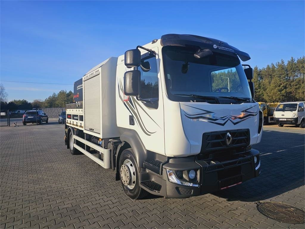 Renault GAMA KANRO KOMBI 5000 WUKO FOR CHANNEL CLEANING - Szippantós autó: 2 kép. Renault GAMA KANRO KOMBI 5000 WUKO FOR CHANNEL CLEANING - Szippantós autó: 2 kép.