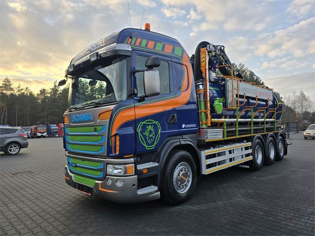 Scania Amphitec VORTEX G2 ATEX suction and blowing vacuum - Szippantós autó: 3 kép. Scania Amphitec VORTEX G2 ATEX suction and blowing vacuum - Szippantós autó: 3 kép.