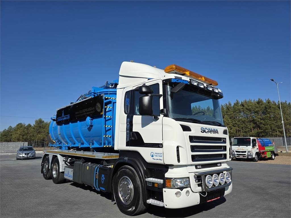 Scania Larsen FlexVac 311 Vacuum suction loader - Szippantós autó: 2 kép. Scania Larsen FlexVac 311 Vacuum suction loader - Szippantós autó: 2 kép.