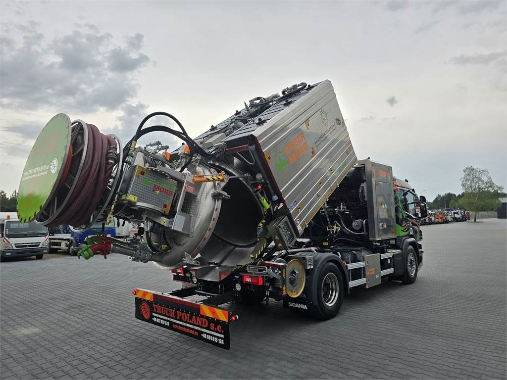 Scania MORO KAISER WUKO COMBI HOT WATER FOR CLEANING SEWE - Szippantós autó: 1 kép. Scania MORO KAISER WUKO COMBI HOT WATER FOR CLEANING SEWE - Szippantós autó: 1 kép.