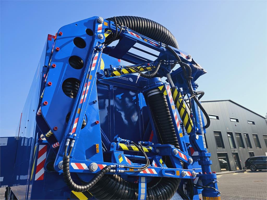 Többcélú/ Speciális jármű Iveco MTS 4 x TURBINE: 15 kép. Többcélú/ Speciális jármű Iveco MTS 4 x TURBINE: 15 kép.