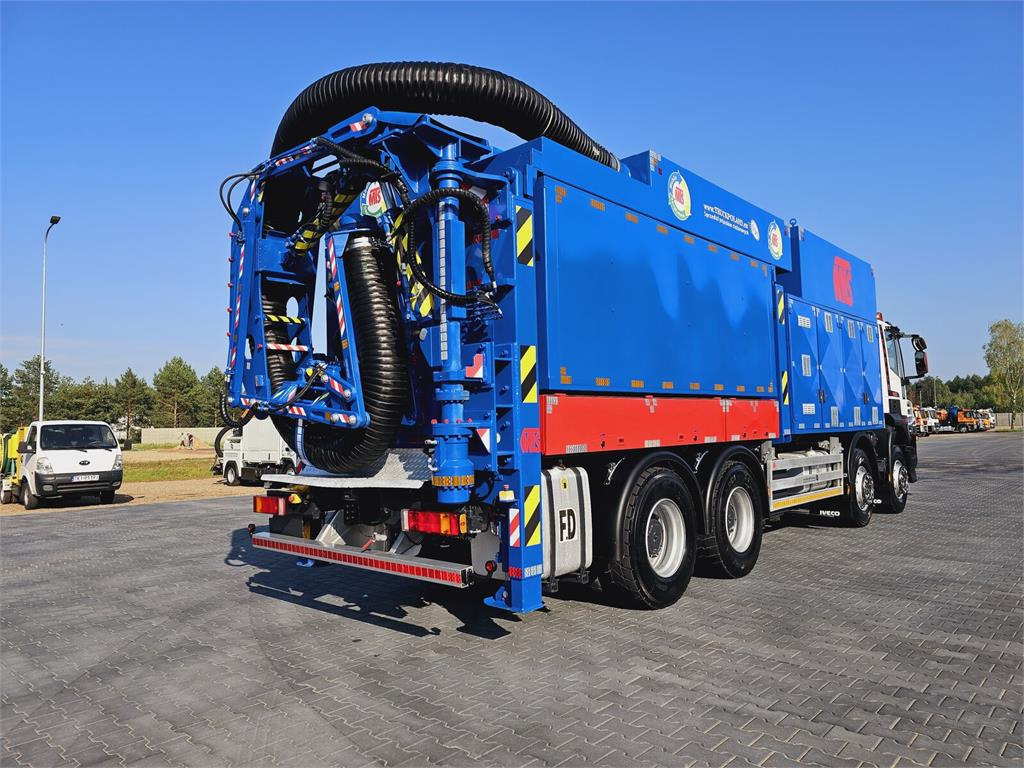 Többcélú/ Speciális jármű Iveco MTS 4 x TURBINE: 6 kép. Többcélú/ Speciális jármű Iveco MTS 4 x TURBINE: 6 kép.