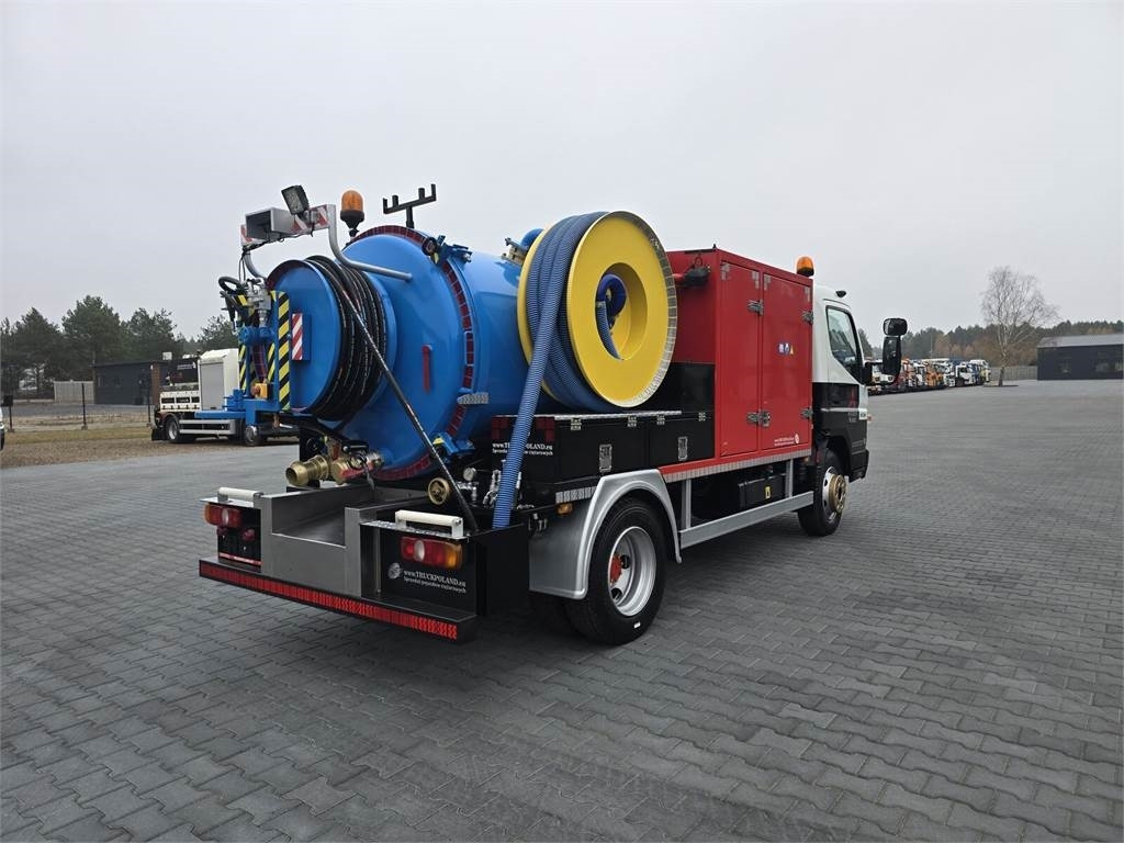 Mitsubishi RIONED COMBI WUKO FOR CLEANING SEWAGE - Többcélú/ Speciális jármű: 1 kép. Mitsubishi RIONED COMBI WUKO FOR CLEANING SEWAGE - Többcélú/ Speciális jármű: 1 kép.
