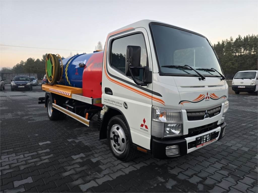 Mitsubishi ROM KOKS SMART COMBI WUKO HOT WATER FOR CLEANING S - Többcélú/ Speciális jármű: 2 kép. Mitsubishi ROM KOKS SMART COMBI WUKO HOT WATER FOR CLEANING S - Többcélú/ Speciális jármű: 2 kép.