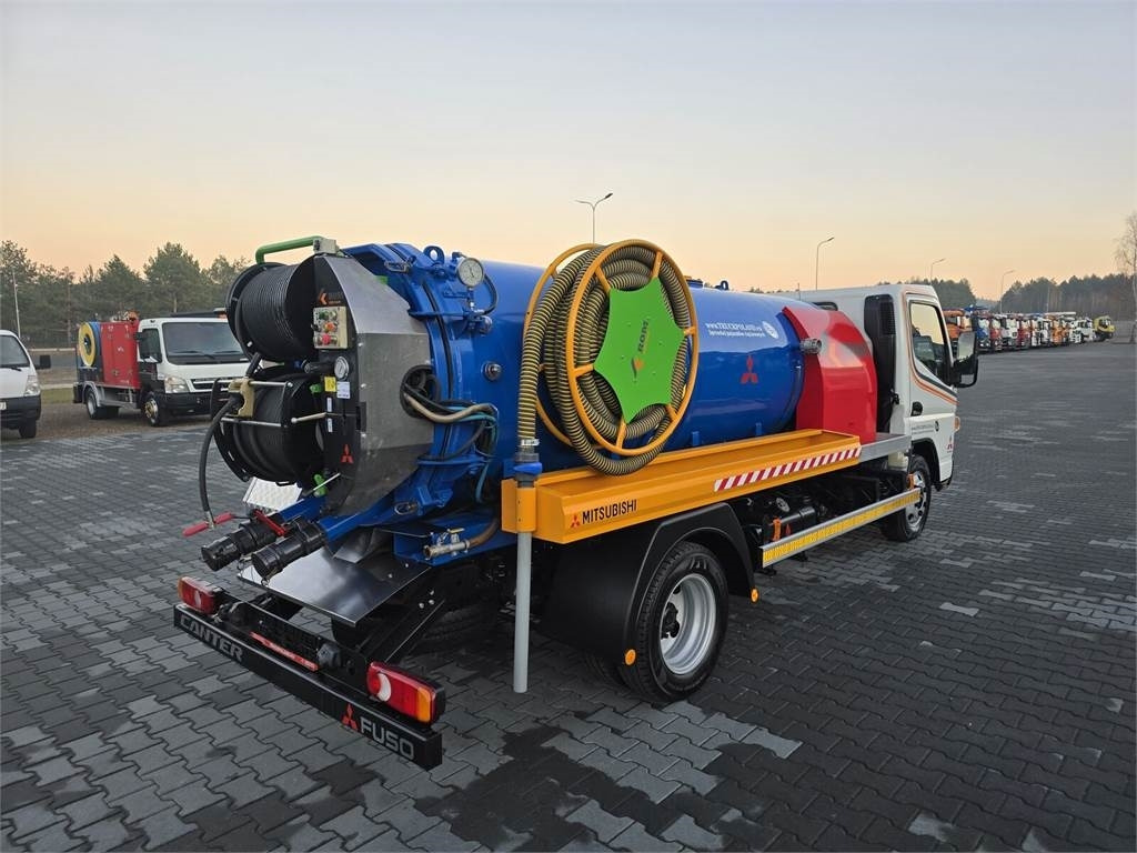 Mitsubishi ROM KOKS SMART COMBI WUKO HOT WATER FOR CLEANING S - Többcélú/ Speciális jármű: 1 kép. Mitsubishi ROM KOKS SMART COMBI WUKO HOT WATER FOR CLEANING S - Többcélú/ Speciális jármű: 1 kép.