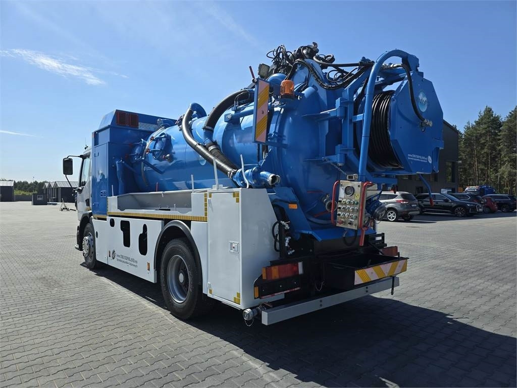 Renault WUKO RIVARD for collecting liquid waste - Többcélú/ Speciális jármű: 5 kép. Renault WUKO RIVARD for collecting liquid waste - Többcélú/ Speciális jármű: 5 kép.