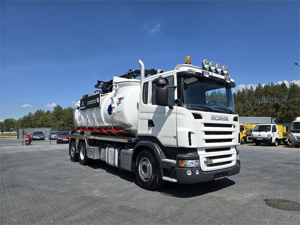 Scania Saugbagger Larsen FlexVac 311 Vacuum suction loade - Többcélú/ Speciális jármű: 2 kép. Scania Saugbagger Larsen FlexVac 311 Vacuum suction loade - Többcélú/ Speciális jármű: 2 kép.