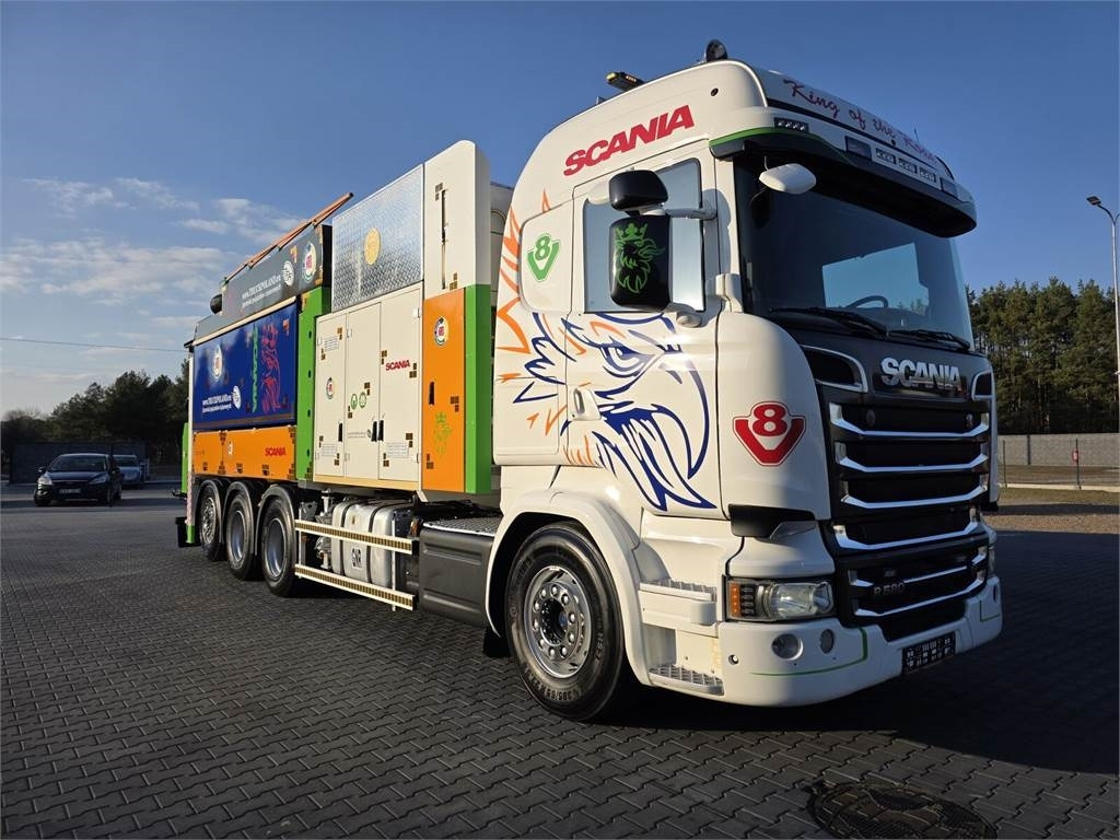 Scania V8 R580 MTS DINO 5 TRIPLE 54000V Saugbagger cleane - Többcélú/ Speciális jármű: 2 kép. Scania V8 R580 MTS DINO 5 TRIPLE 54000V Saugbagger cleane - Többcélú/ Speciális jármű: 2 kép.