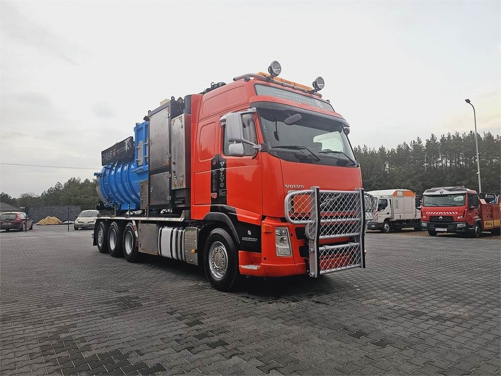 Volvo Disab Centurion P210/9 Suction-blowing vacuum load - Kotrógép: 2 kép. Volvo Disab Centurion P210/9 Suction-blowing vacuum load - Kotrógép: 2 kép.