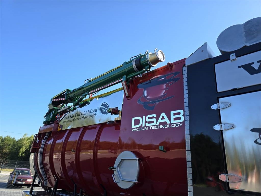 Szippantós autó Volvo Disab Centurion vacuum suction loader: 20 kép. Szippantós autó Volvo Disab Centurion vacuum suction loader: 20 kép.