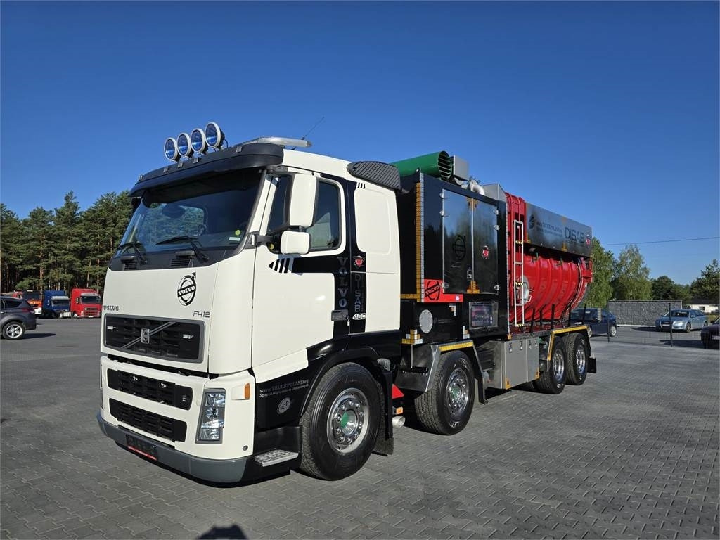 Volvo Disab Centurion vacuum suction loader  - Szippantós autó: 3 kép. Volvo Disab Centurion vacuum suction loader  - Szippantós autó: 3 kép.