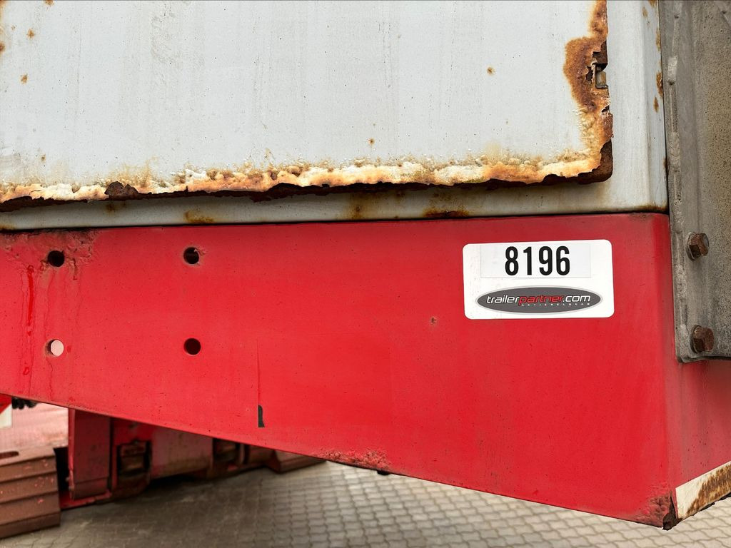 Doll Tiefbett /abnehmbar schwanenhals - Félpótkocsi mélybölcsős: 3 kép. Doll Tiefbett /abnehmbar schwanenhals - Félpótkocsi mélybölcsős: 3 kép.