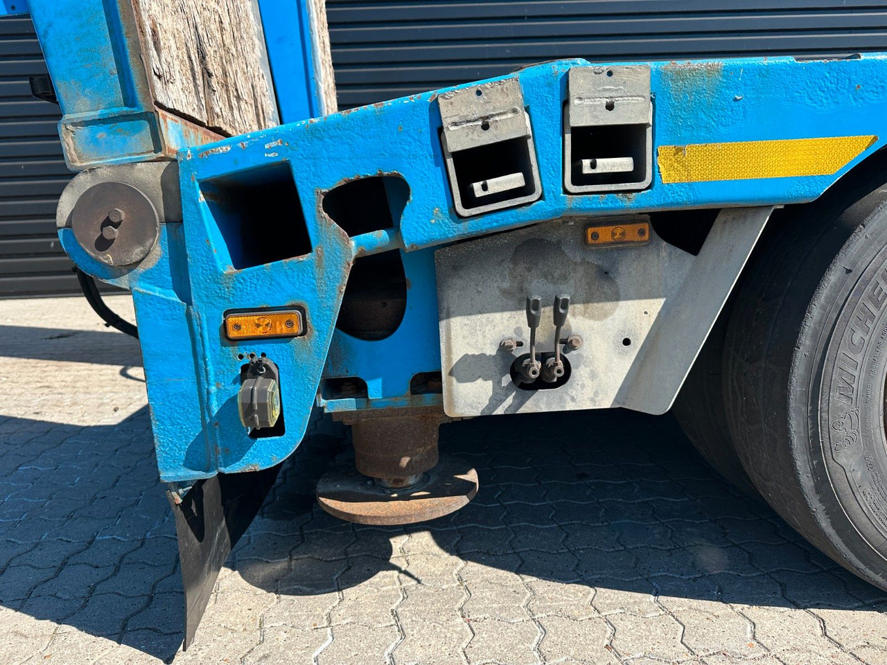 Faymonville Multimax 6 achs tieflader / ausziehbar - Félpótkocsi mélybölcsős: 5 kép. Faymonville Multimax 6 achs tieflader / ausziehbar - Félpótkocsi mélybölcsős: 5 kép.