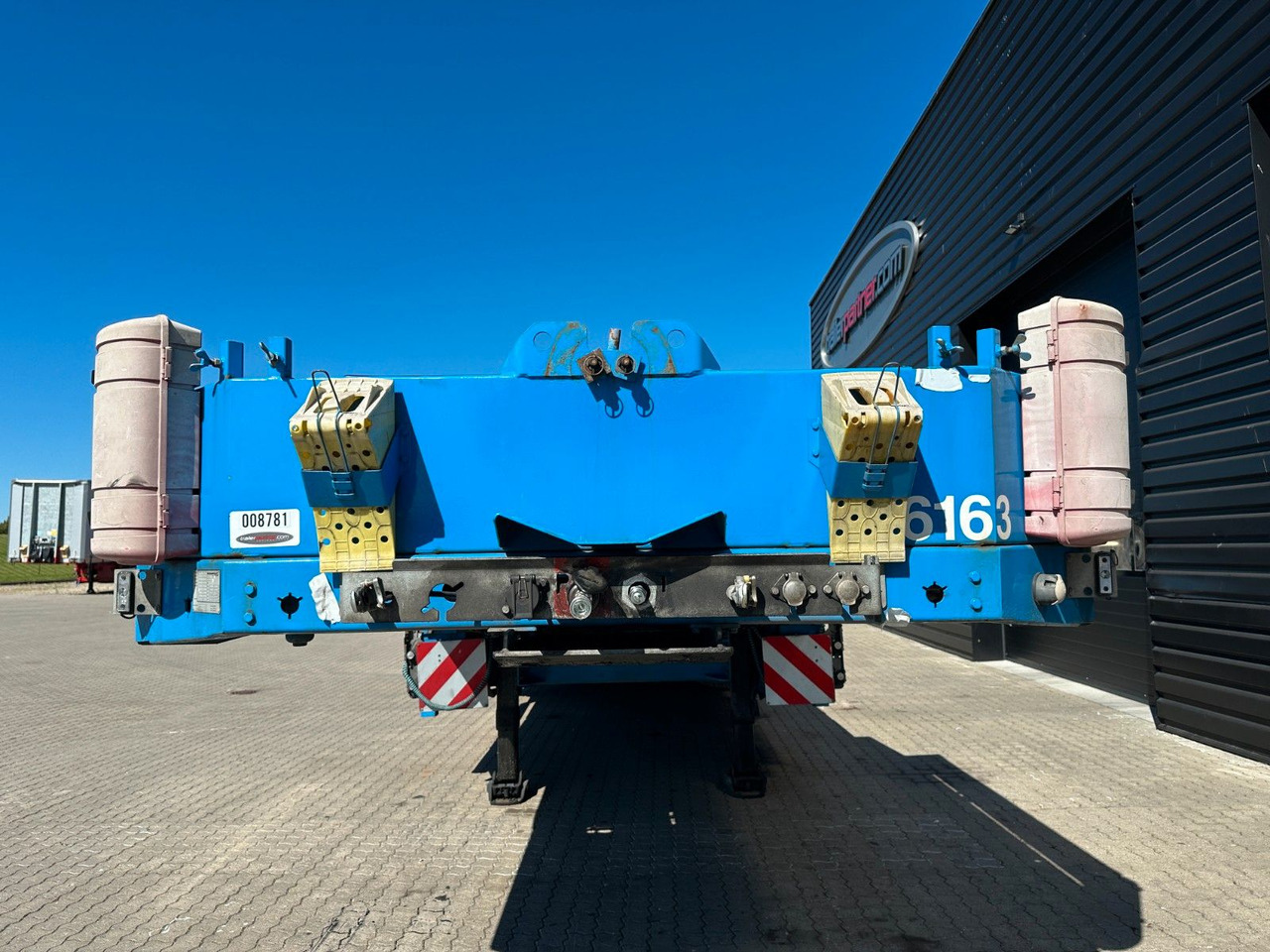 Faymonville Multimax 6 achs tieflader / ausziehbar - Félpótkocsi mélybölcsős: 4 kép. Faymonville Multimax 6 achs tieflader / ausziehbar - Félpótkocsi mélybölcsős: 4 kép.