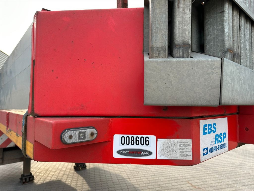 Goldhofer BX-L Tieflader teleskob 790/810 mm Goldhofer BX-L Tieflader teleskob 790/810 mm - Félpótkocsi mélybölcsős: 3 kép. Goldhofer BX-L Tieflader teleskob 790/810 mm Goldhofer BX-L Tieflader teleskob 790/810 mm - Félpótkocsi mélybölcsős: 3 kép.