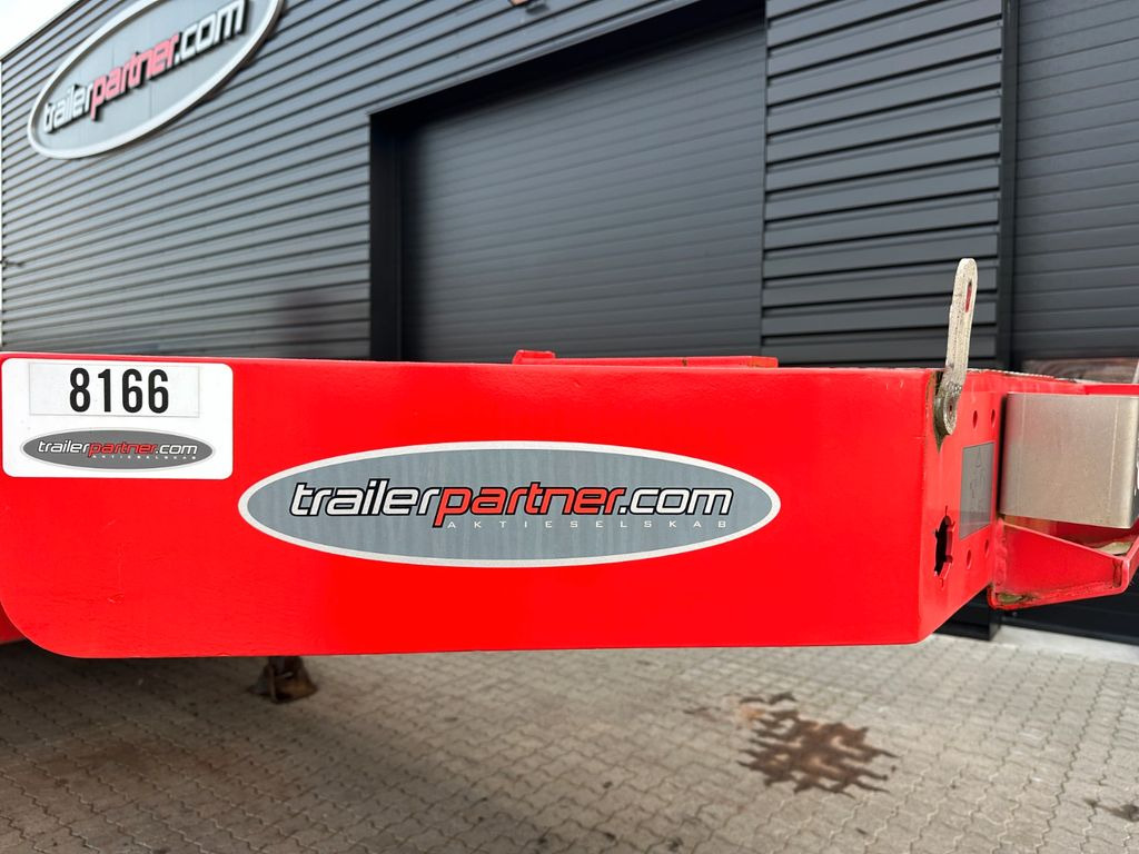 Goldhofer Tieflader / Zwangslenkung / ausziehbar Goldhofer Tieflader / Zwangslenkung / ausziehbar - Félpótkocsi mélybölcsős: 4 kép. Goldhofer Tieflader / Zwangslenkung / ausziehbar Goldhofer Tieflader / Zwangslenkung / ausziehbar - Félpótkocsi mélybölcsős: 4 kép.