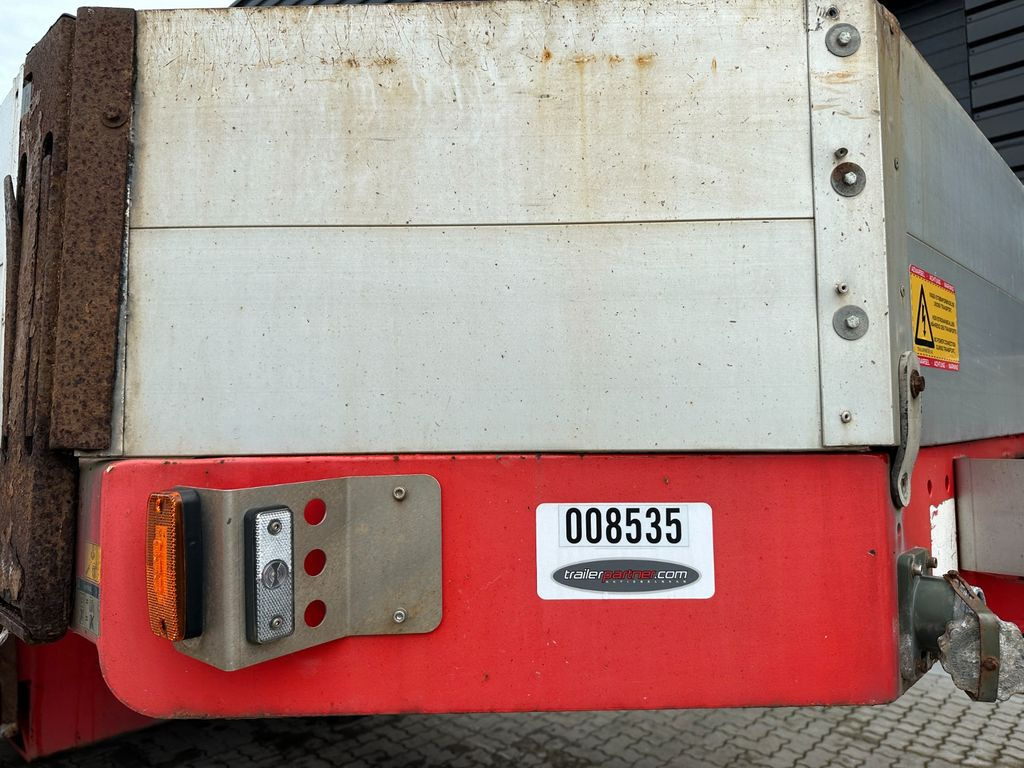 Goldhofer Tieflader /ausziehbar / Rampen Goldhofer Tieflader /ausziehbar / Rampen - Félpótkocsi mélybölcsős: 3 kép. Goldhofer Tieflader /ausziehbar / Rampen Goldhofer Tieflader /ausziehbar / Rampen - Félpótkocsi mélybölcsős: 3 kép.