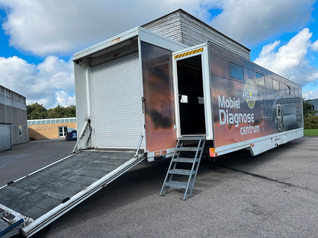 TÚV/DIAGNOSE-AUFLIEGER - NUR MIT LKW VERKAUFT - Félpótkocsi autószállító: 4 kép. TÚV/DIAGNOSE-AUFLIEGER - NUR MIT LKW VERKAUFT - Félpótkocsi autószállító: 4 kép.