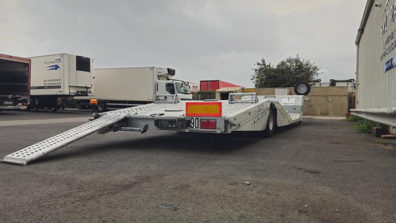 Eroglu PARS Porte Camion - Félpótkocsi mélybölcsős: 5 kép. Eroglu PARS Porte Camion - Félpótkocsi mélybölcsős: 5 kép.