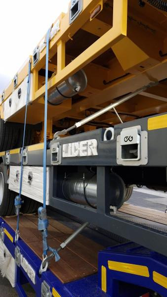 Lider trailer (Export Afrique) Porte-Char lames 4 essieux - Félpótkocsi mélybölcsős: 2 kép. Lider trailer (Export Afrique) Porte-Char lames 4 essieux - Félpótkocsi mélybölcsős: 2 kép.