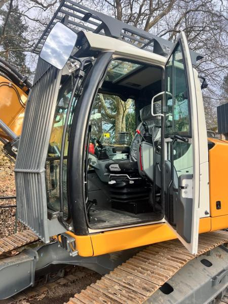 Liebherr R914 compact S - Lánctalpas kotró: 5 kép. Liebherr R914 compact S - Lánctalpas kotró: 5 kép.