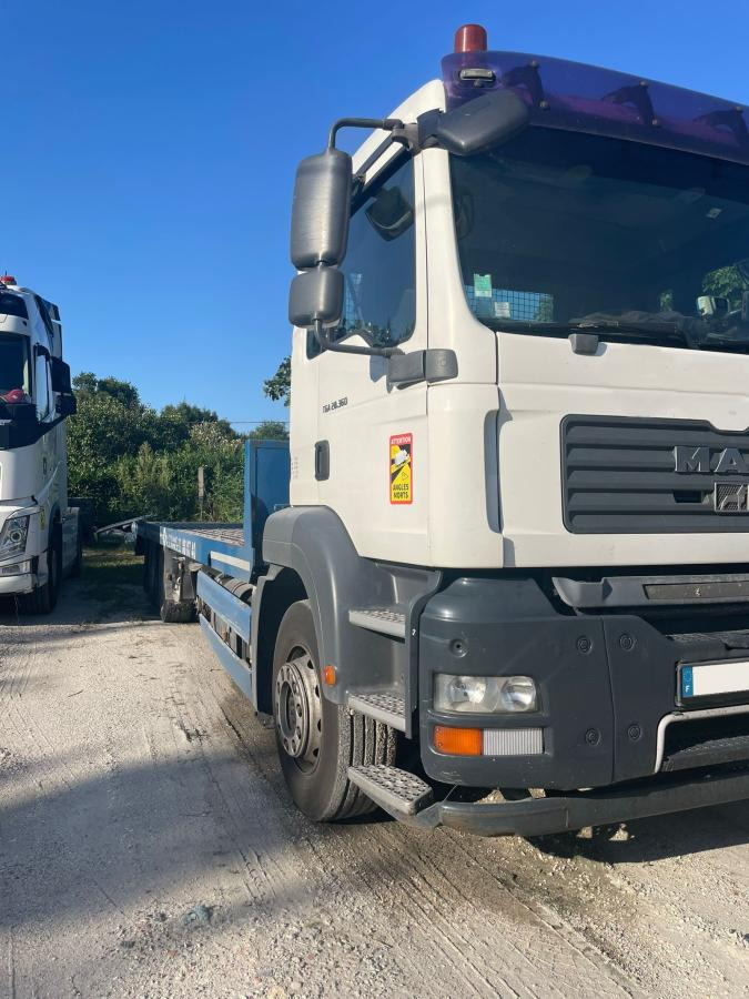 MAN TGA 28.360 - Autószállító teherautó: 1 kép. MAN TGA 28.360 - Autószállító teherautó: 1 kép.