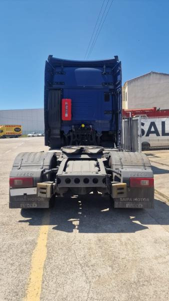 Iveco S-WAY 490 - Nyergesvontató: 4 kép. Iveco S-WAY 490 - Nyergesvontató: 4 kép.