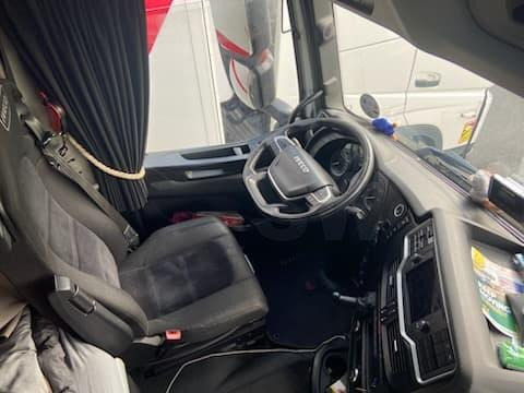 Iveco S-WAY AS 440 S - Nyergesvontató: 4 kép. Iveco S-WAY AS 440 S - Nyergesvontató: 4 kép.